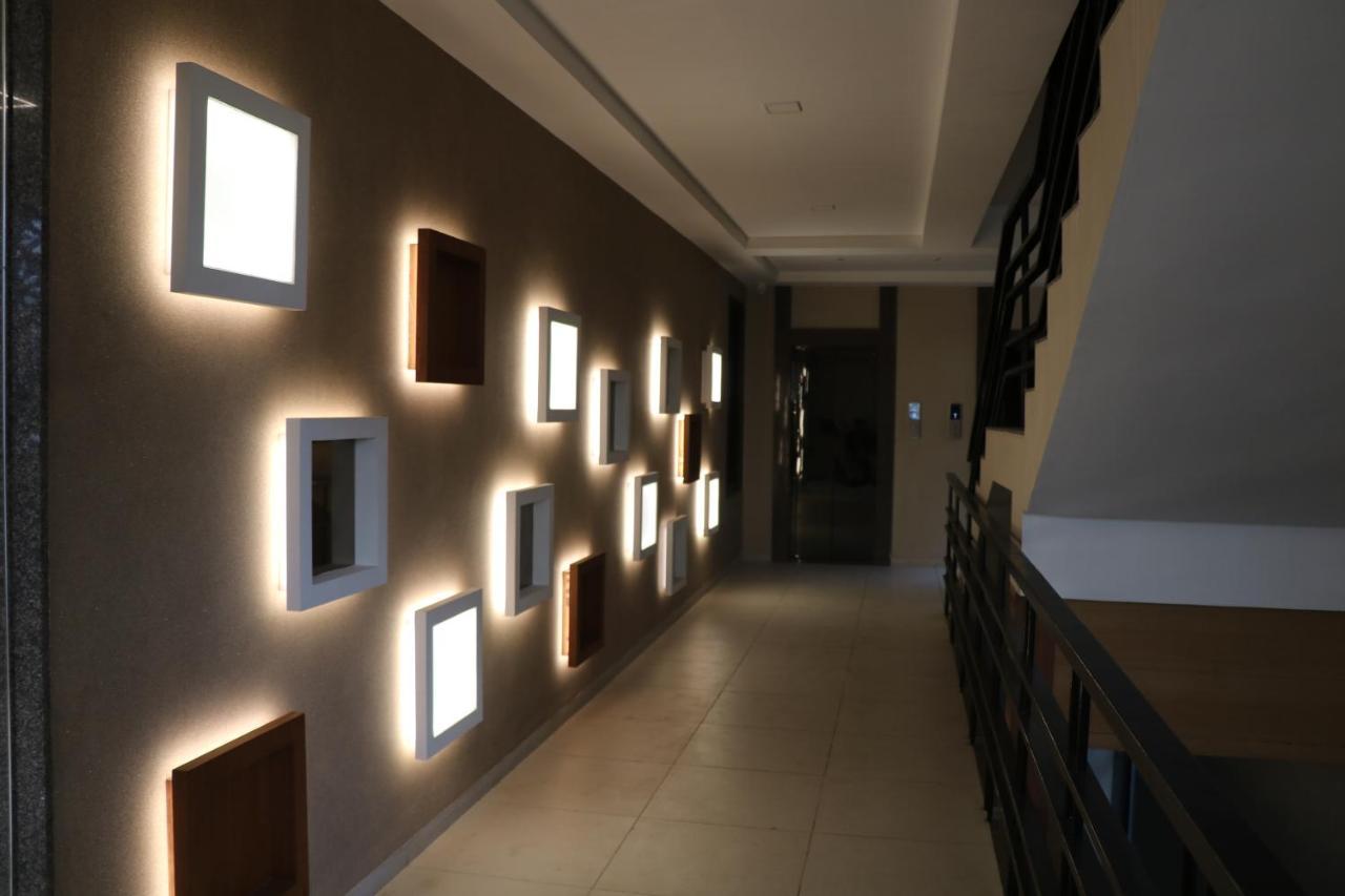 Sk Lords Inn Ahmedabad Exterior foto