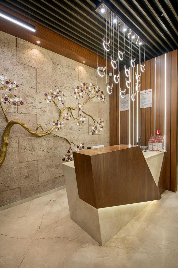 Sk Lords Inn Ahmedabad Exterior foto